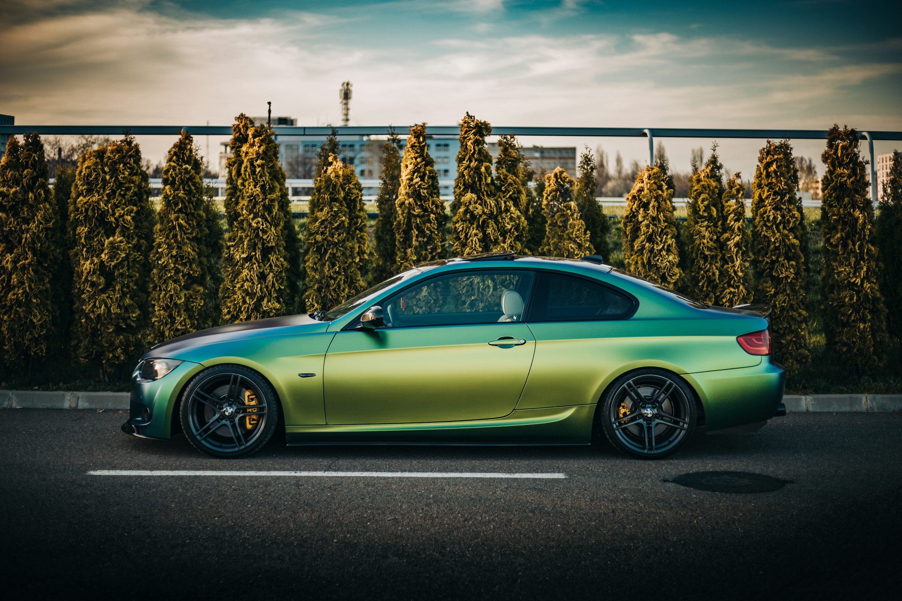 Renkli Kaplama (Vinyl Wrap) Neden Tercih Ediliyor?